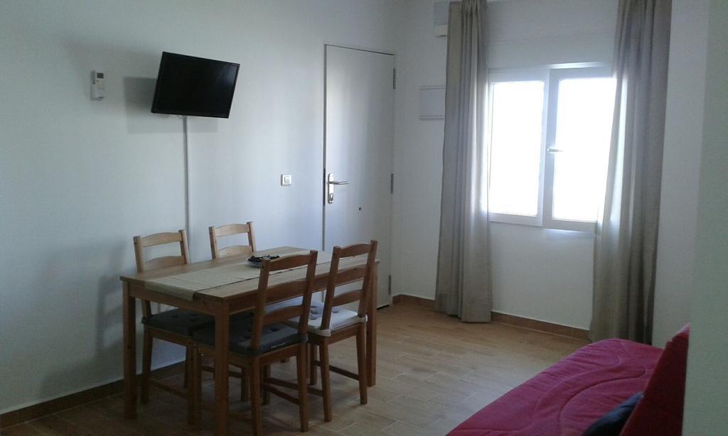 Apartamentos Tursol نيرخا المظهر الخارجي الصورة